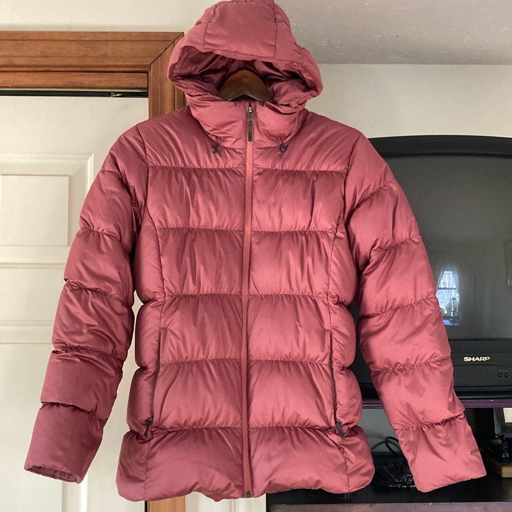 Patagonia down jacket - Picture 3 of 15